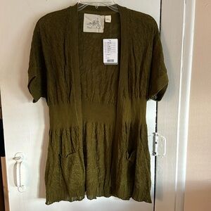 Angel of the North short sleeve sweater